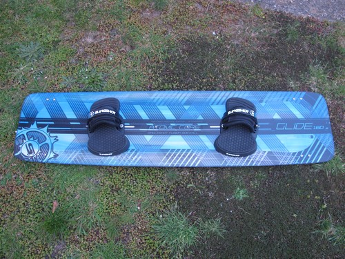 Kitesurfing Review and Test - Slingshot Glide 160 x 40.6cm 2013