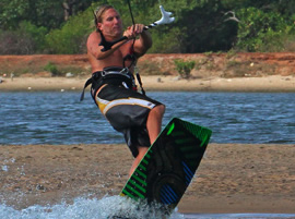 Kitesurfing Technique -  Toe Side Pop to Blind With Ole 2012