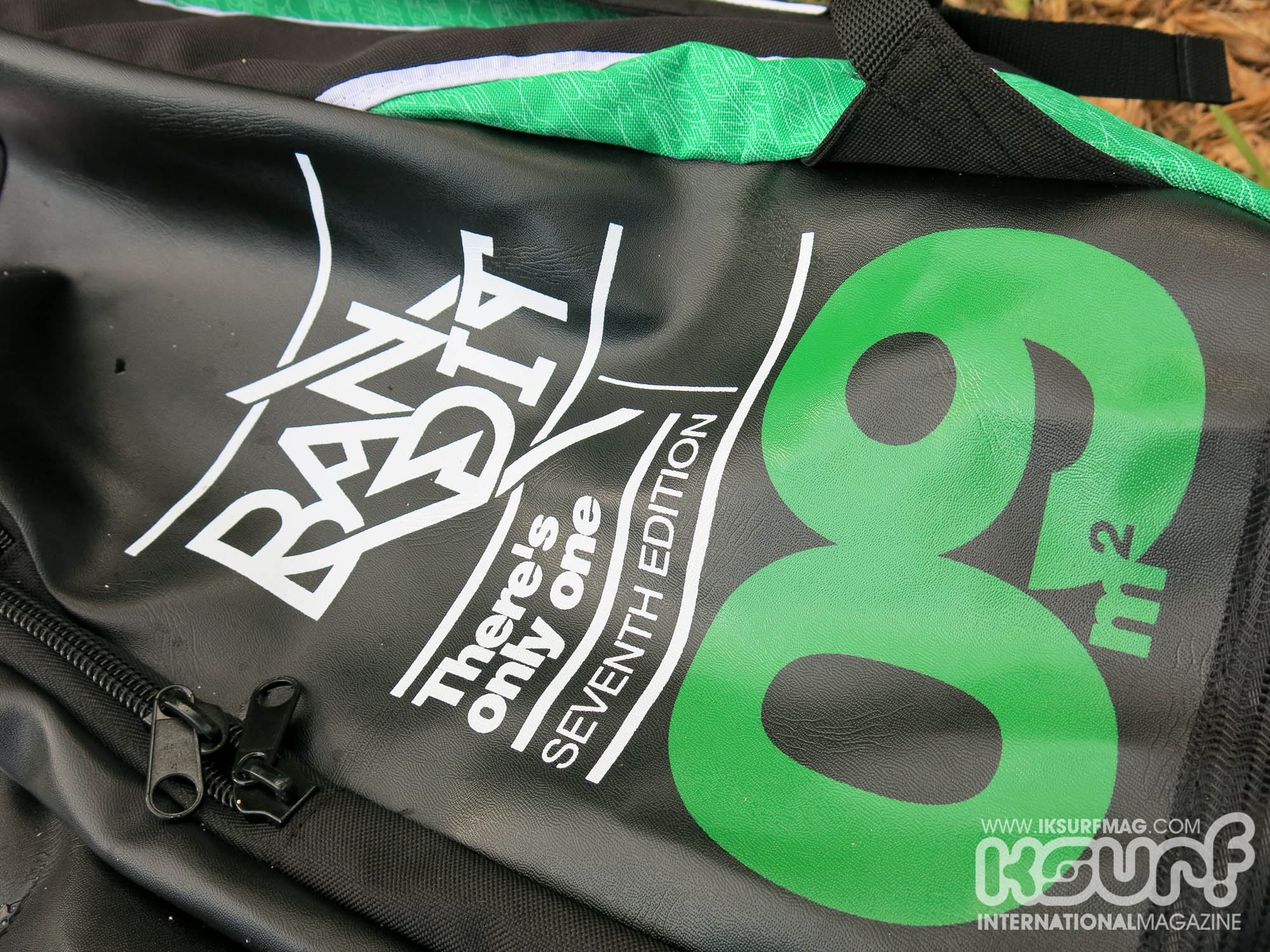 Close up of the graphic on the bag.