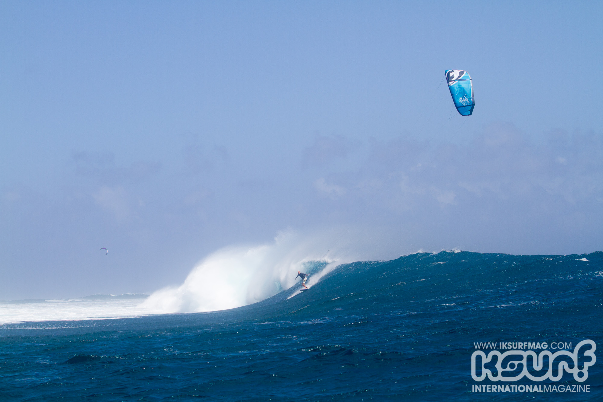 In the waves you don't even think about the kite...