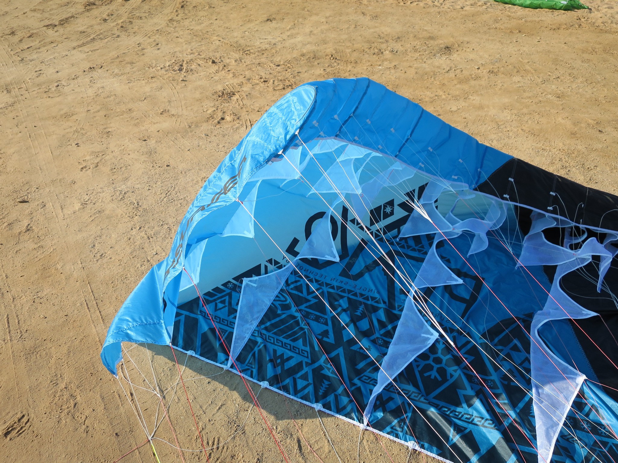 herberg jeugd Evacuatie Flysurfer Peak2 9m 2015 | Kitesurfing Reviews » Kites | Free Kitesurfing  Magazine Online | IKSURFMAG