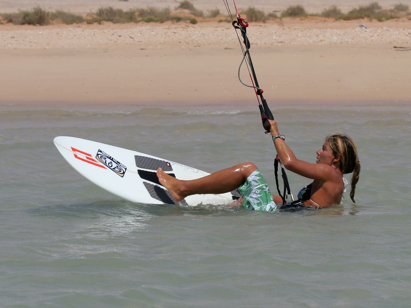 How to Strapless Water Start Kitesurfing Technique Beginner