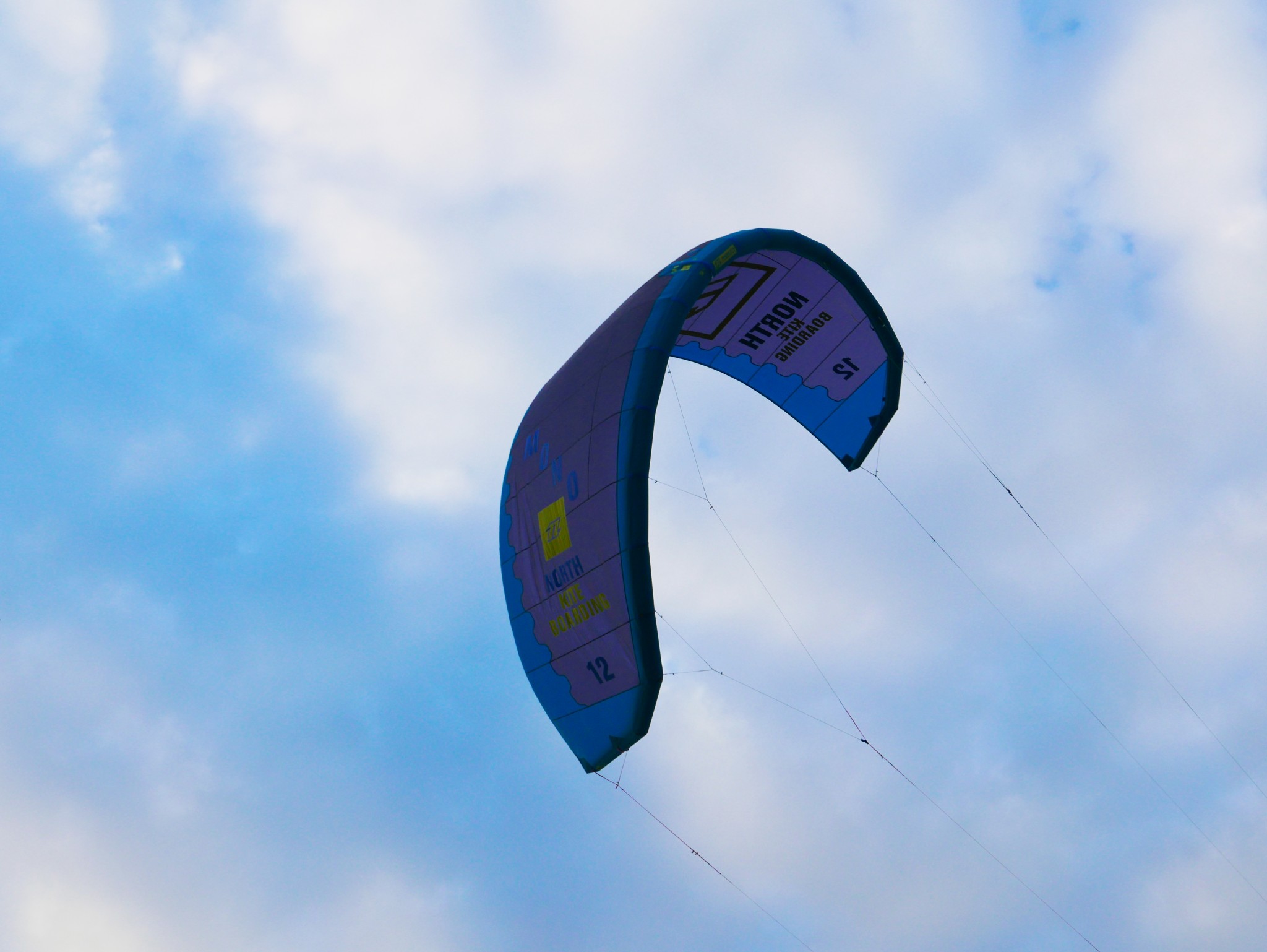 North Kiteboarding Mono 12m 2016 | Kitesurfing Reviews Kites | Free Kitesurfing Magazine Online IKSURFMAG