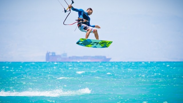 Kitesurfing Travel Guides - Ras Sudr