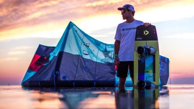 Duotone Gambler 2019 Product Clip