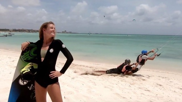 Kitesurfing Aruba | How to NOT kitesurf - Part 2 First tricks