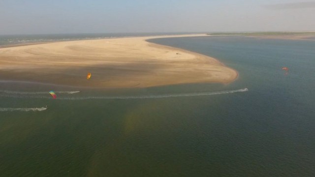 Surfin Sem Fim - Kitesurf Adventures