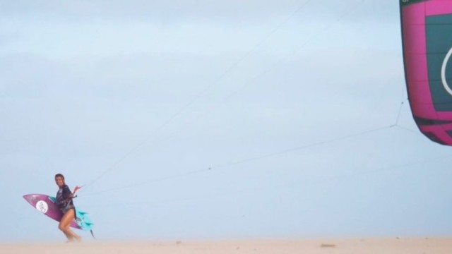 FLYSURFER & the Girls