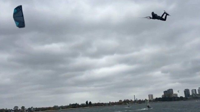 Kiteloop On The 9m Pivot