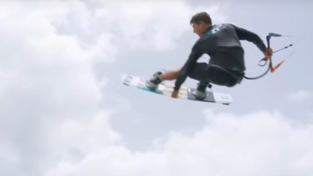 Which fin size should you use!? with Aaron Hadlow #TEAMTALK