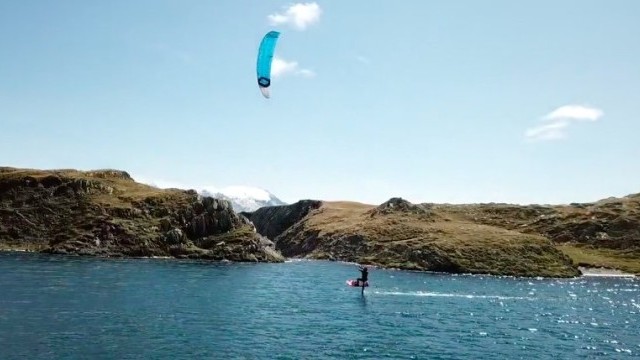 Hike & Foil - Hydrofoiling in the high mountain