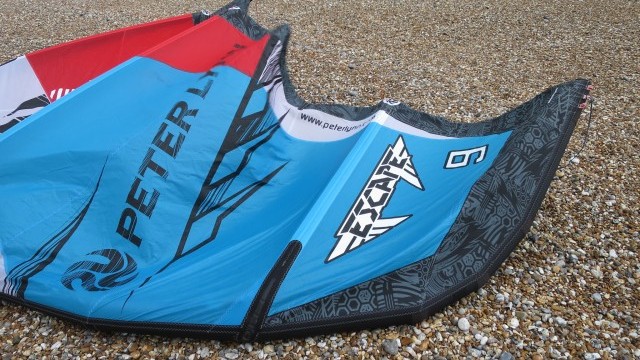 Kitesurfing Reviews - Peter Lynn Escape 9m 2015