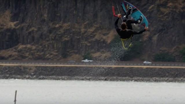 How to Add Grabs to a Backroll in Kitesurfing