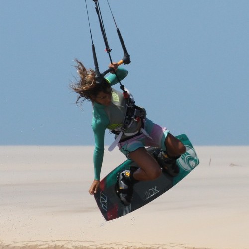 Hooked Popped Front to Blind with Grab Kitesurfing Technique
