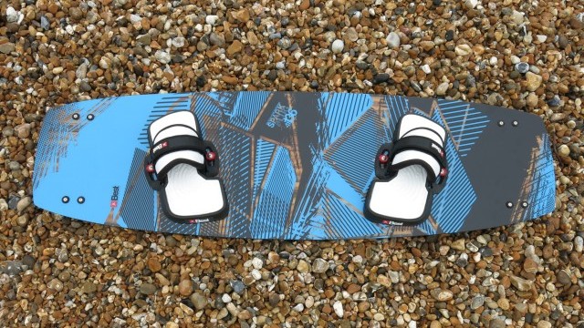 Kitesurfing Reviews - Best Kiteboarding Spark Plug V2 136 x 41cm 2014