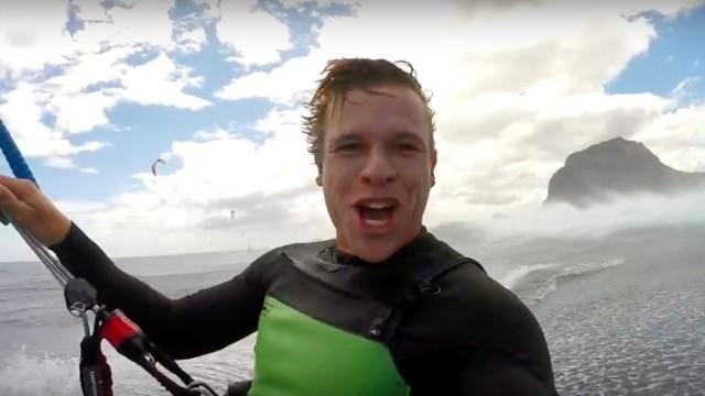Riding waves on a TwinTip KEVVLOG #219