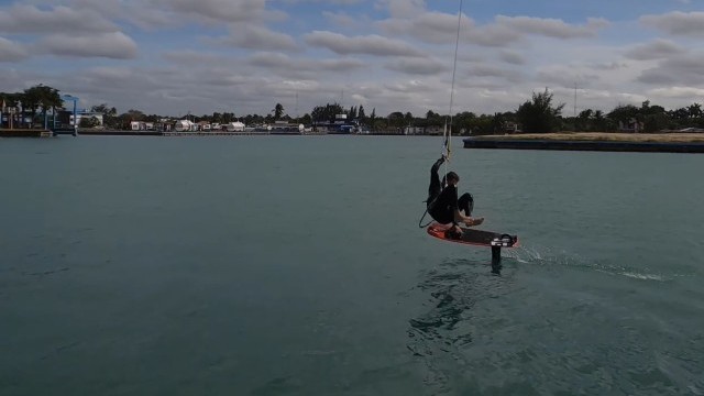 Kitesurf Foil Break Dancer