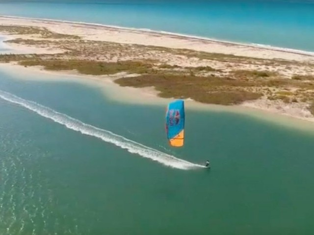 Kite Amigos Road Trippin in Mexico - Alex Pastor and Anthar Racca