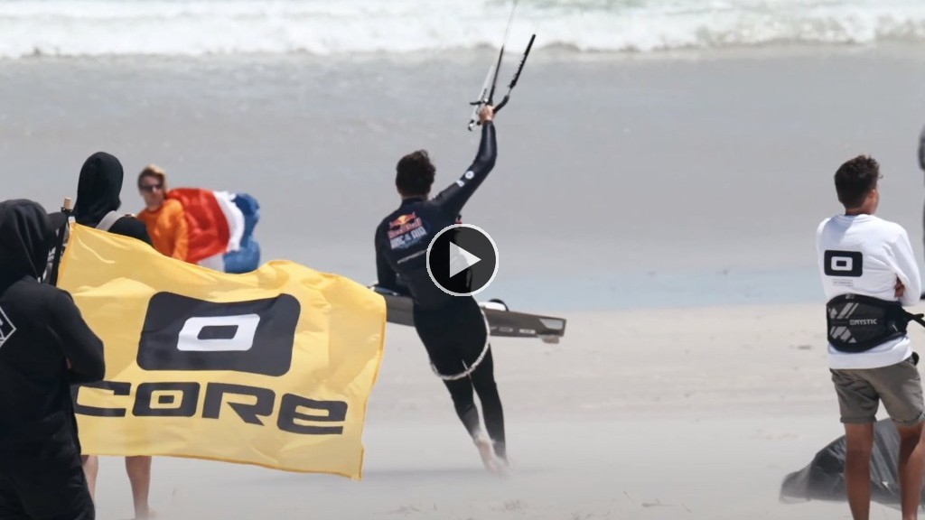 What Its Like To Compete In The Craziest Kite Competition In History ...