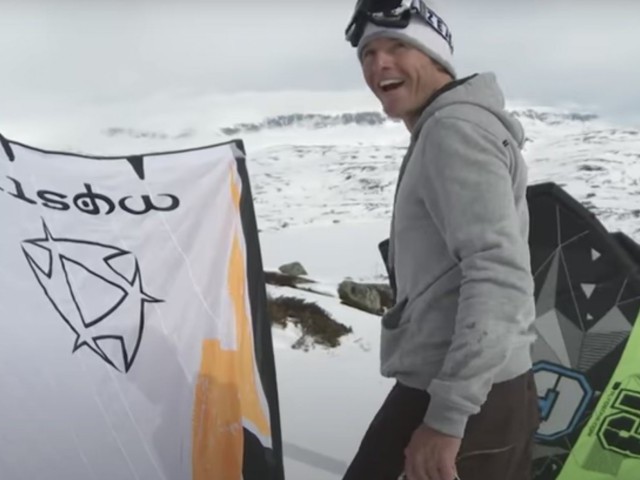 #KitersInIsolation - Ruben Lenten Snowkite Cliff Jump – Red Bull Ragnarok 2012