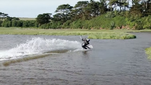 Tom Bridge - 'Light work' North Kiteboarding