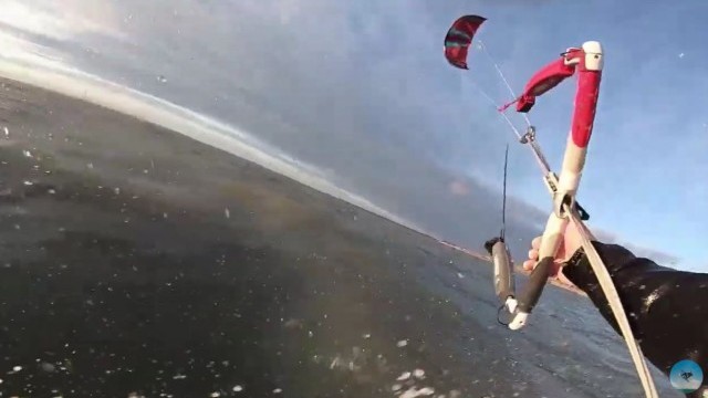 Kite loop with sit-kiteboard (Willem Hooft)