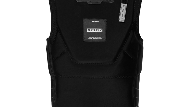 Kitesurfing Reviews - Mystic Solace Impact Vest Szip 2024