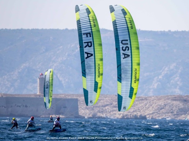 Paris 2024: Bontus and Aldridge win First Ever Formula Kite Olympic Races