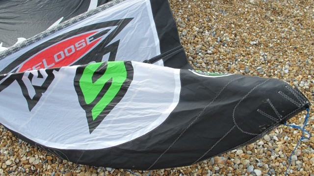Kitesurfing Reviews - Kiteloose Raw 9m 2014