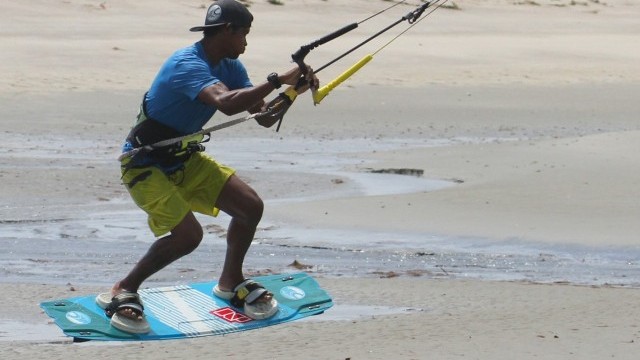 Kitesurfing Technique - Beach Start Pass