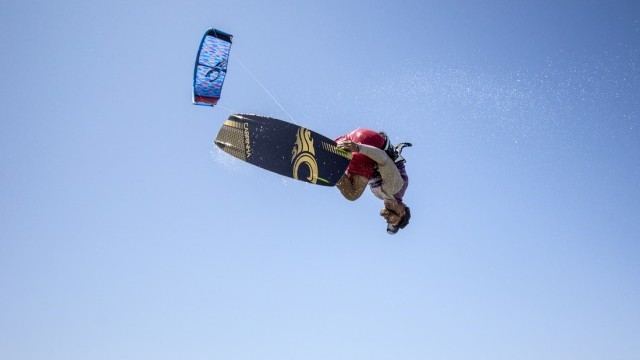 Kitesurfing Travel Guides - El Cuyo