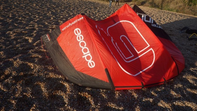 Kitesurfing Reviews - Peter Lynn Escape 9m 2016