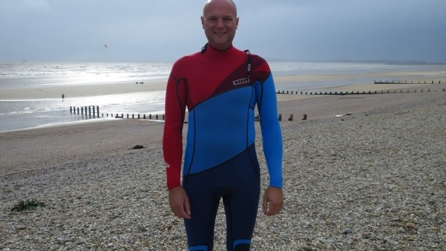 Kitesurfing Reviews - ION Products Strike Amp 5/5mm 2015