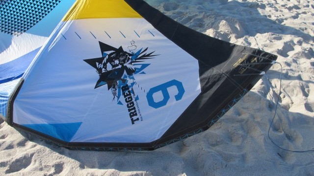 Kitesurfing Reviews - Blade Kiteboarding Trigger 9m 2013