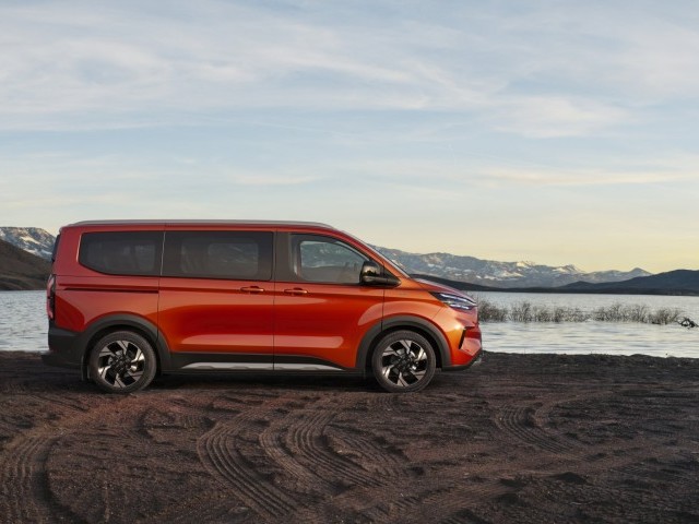 Ford Pro Reveals All-Electric E-Tourneo