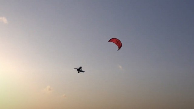 TARIFA GETAWAY - KITESURFING PARADISE