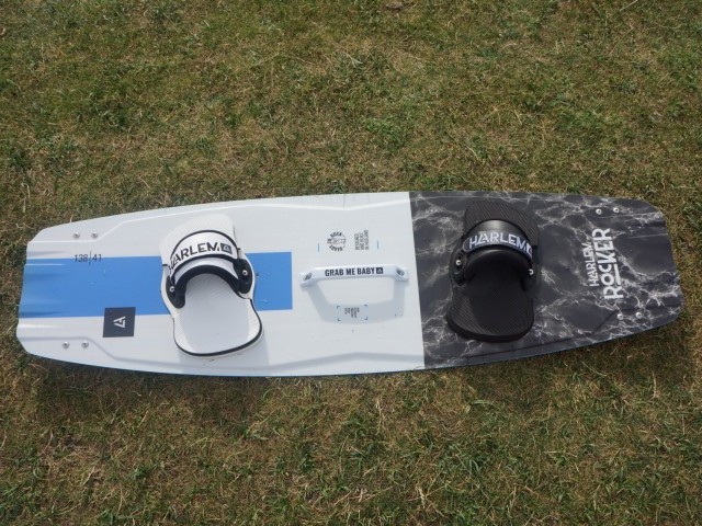 Cabrinha Ace Hybrid 138 x 41.5cm 2020 | Kitesurfing Reviews