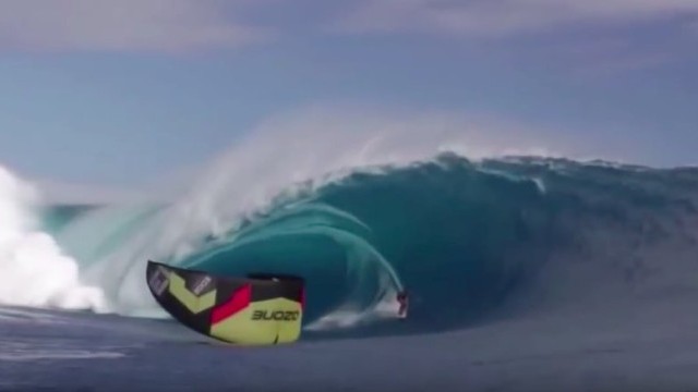 Biggest Kiteboarding Wipeouts, Crashes and Big Air of 2014
