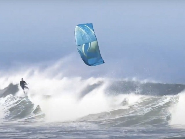 How do you setup your fins on your kite surfboard?  Thruster vs Quad: Kook Academy