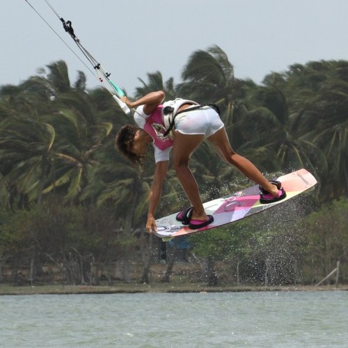 Pop Nose Grab Kitesurfing Technique