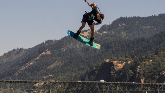 The Hood River Junior Jam Freestyle - Big Tricks Went Down!