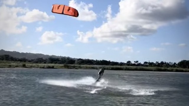 My first light wind session of 2023  #kites #kitesurfing #viral #youtube #amazing #viralshort