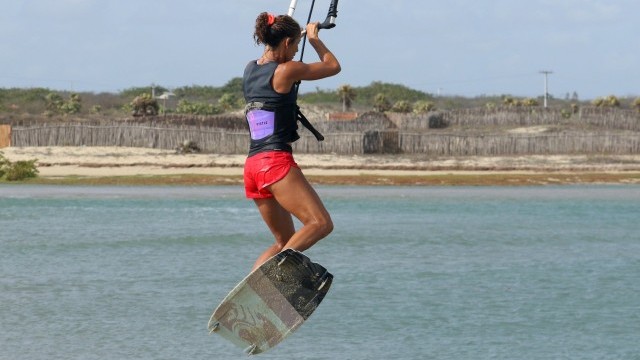 Kitesurfing Technique - Jumping Beach Start