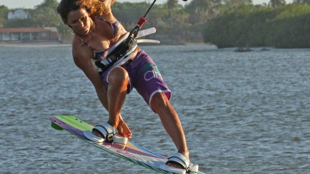 Kitesurfing Technique - Melon Grab to Toeside