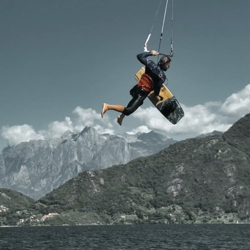 Lake Como Kitesurfing Holiday and Travel Guide