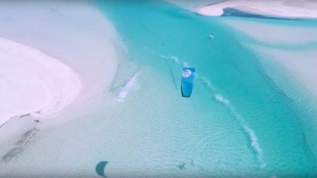 Kitesurfing in Australia - 4x4 Kite Trip