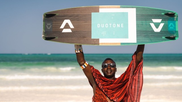 Kitesurfing Travel Guides - Kiwengwa