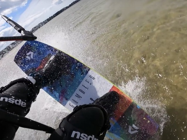KITEBOARDING in POOLE, UK - Court In The Act #VLOG 172