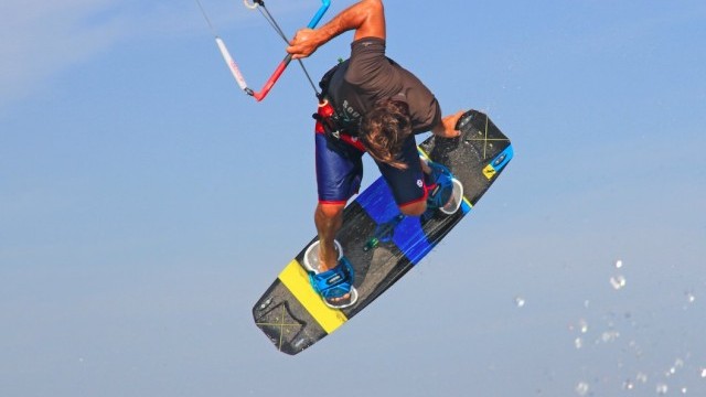 Kitesurfing Travel Guides - Sulawesi