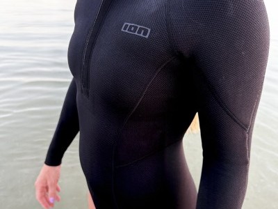 ION Products Amaze Amp Hot Shorty 2.0 LS Front Zip XS 2025 Kitesurfing Review